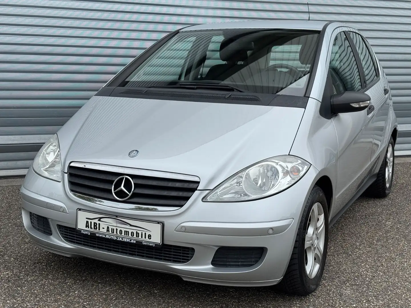 Mercedes-Benz A 150 Automatik Klima PDC LM** Silber - 1