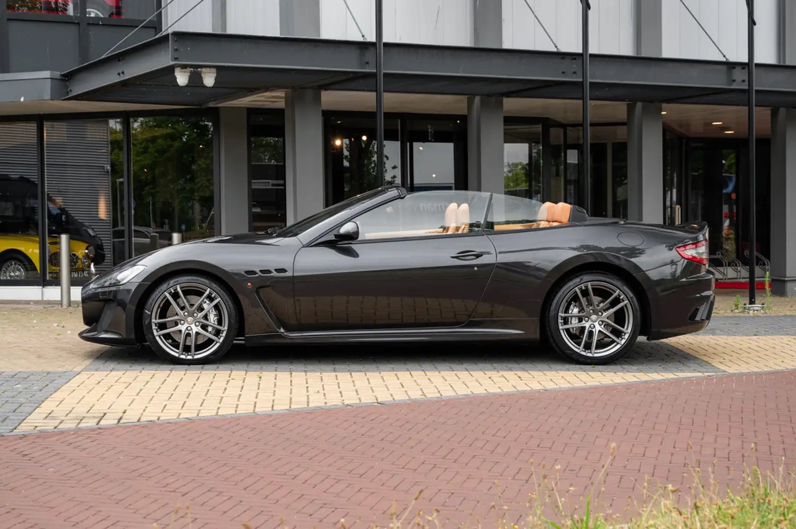 Maserati GranCabrio 4.7 MC - 2