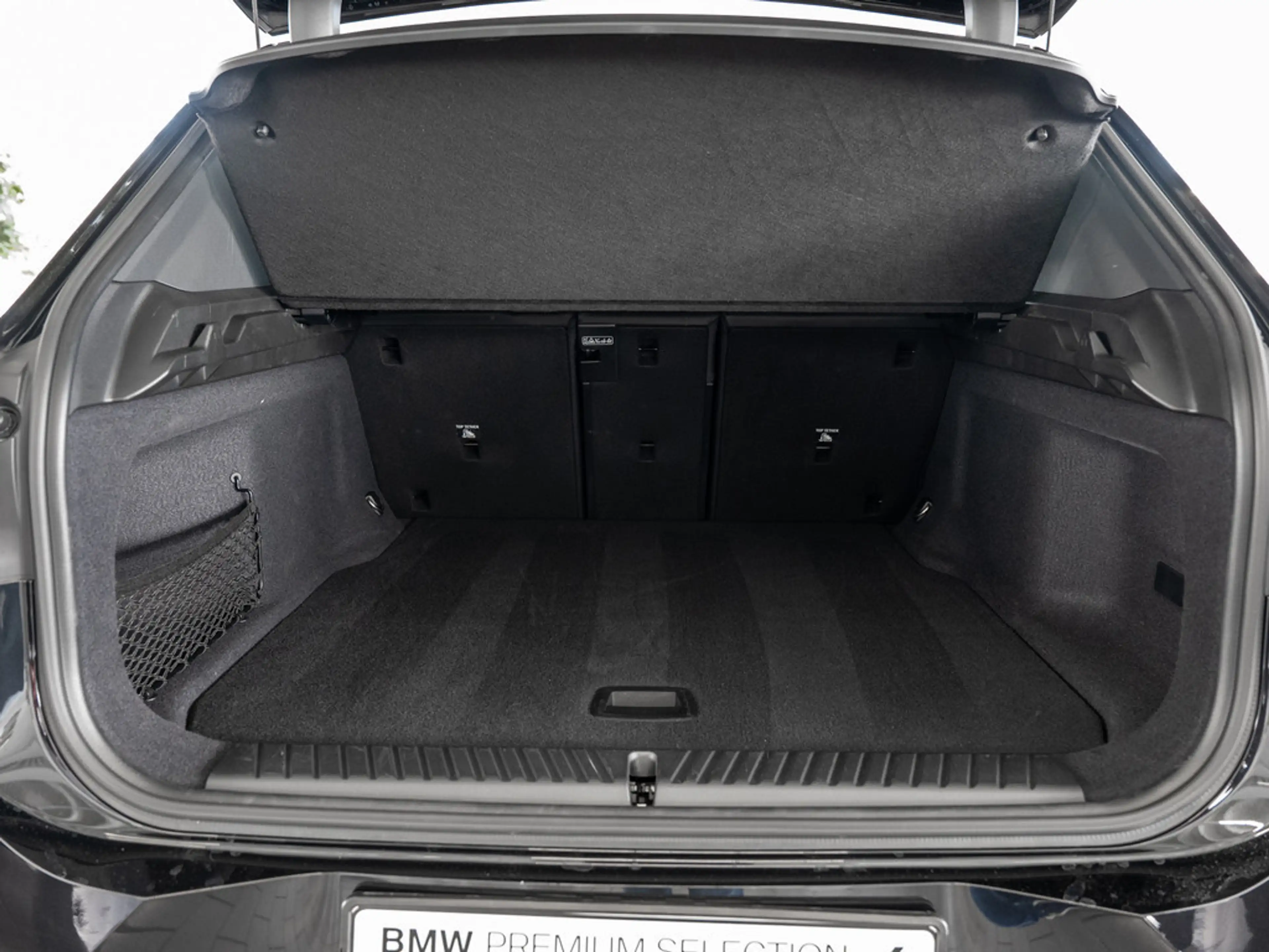 BMW X3 i xDrive50 PANO AHK HUD 360° LED ACC NAVI H/K — photo 12