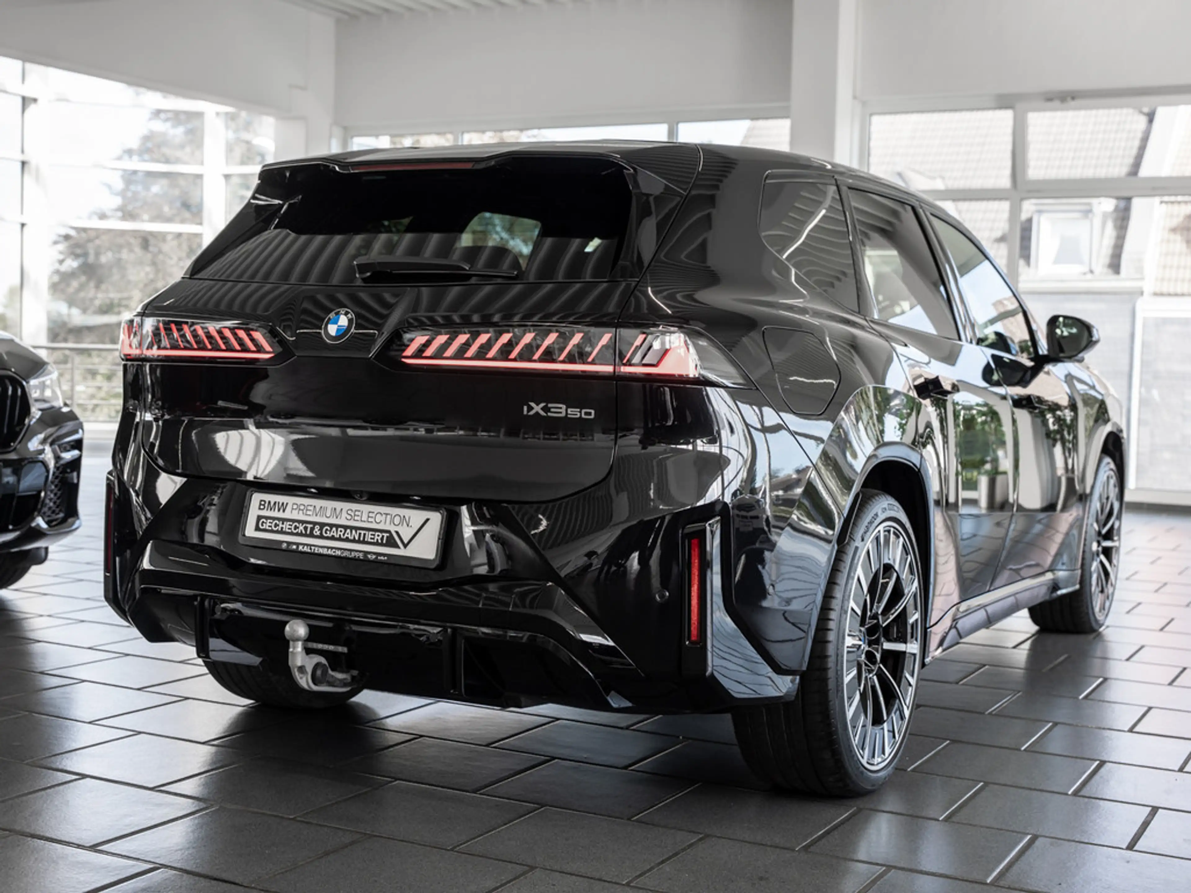 BMW X3 i xDrive50 PANO AHK HUD 360° LED ACC NAVI H/K — photo 5