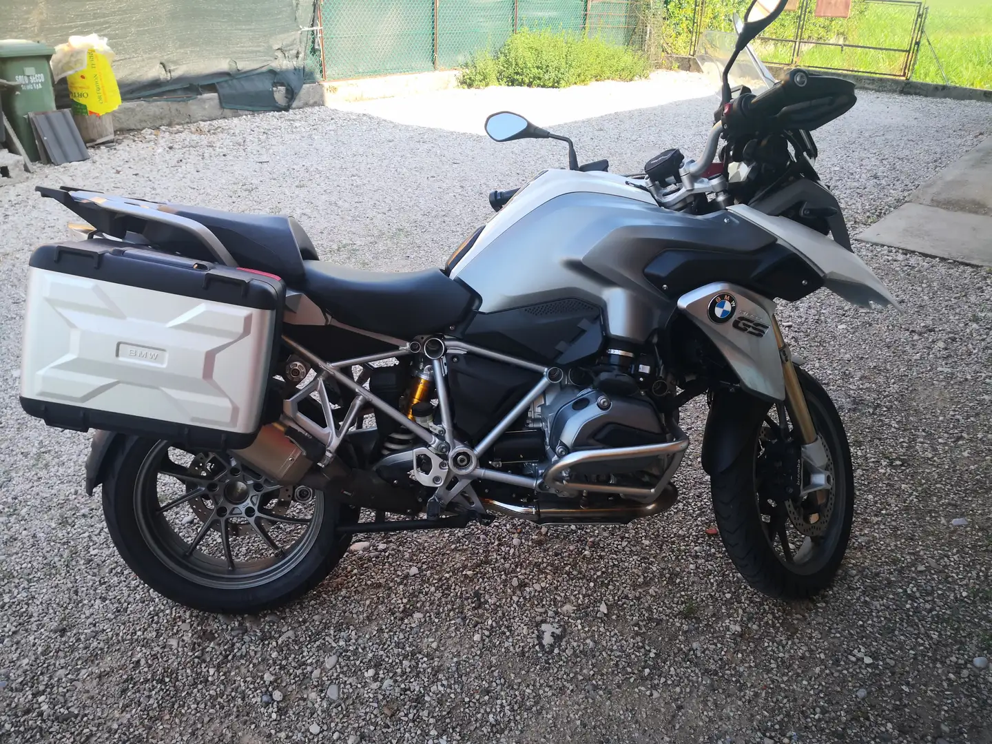 BMW R 1200 GS Standard Bílá - 1