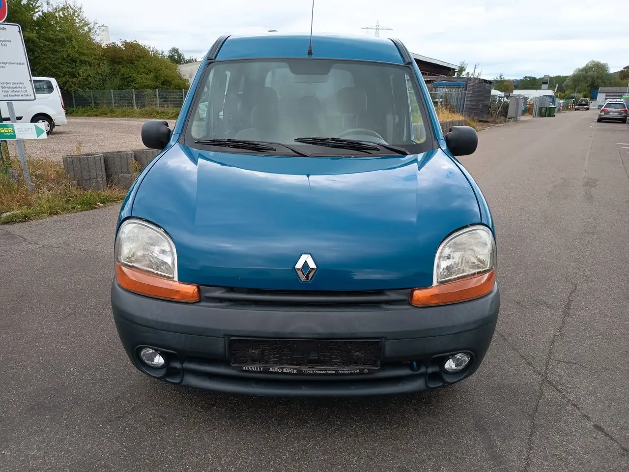 Renault Kangoo 1.4 Basis Nur 88900KM mit Scheckheft, foto 2