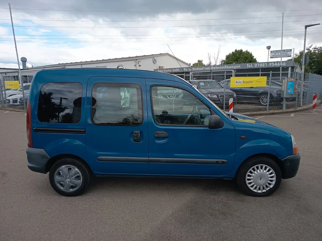 Renault Kangoo 1.4 Basis Nur 88900KM mit Scheckheft, foto 4