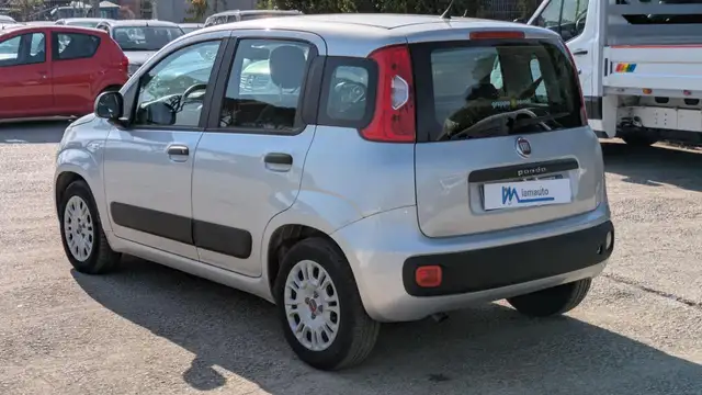 Fiat Panda view 3