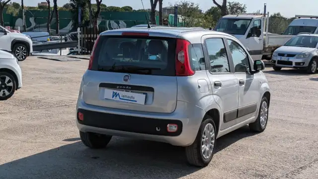 Fiat Panda view 5