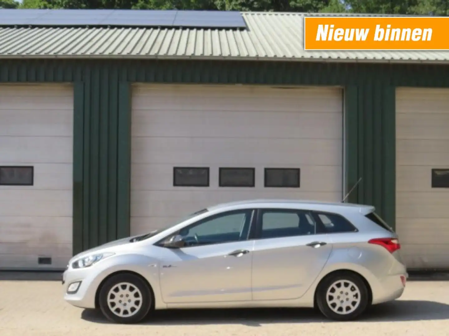 Hyundai i30 1.6 GDI I-DRIVE COOL Argent - 1