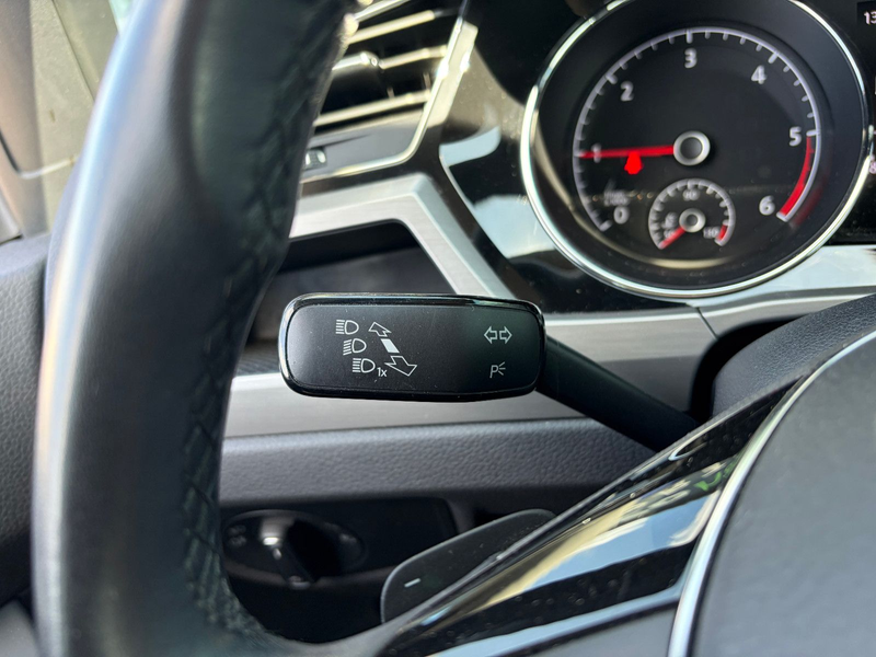 Volkswagen Touran 2.0 TDI Comfortline *ACC*SHZ*AHK*DAB* — photo 16