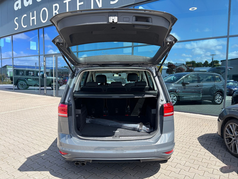 Volkswagen Touran 2.0 TDI Comfortline *ACC*SHZ*AHK*DAB* — photo 28