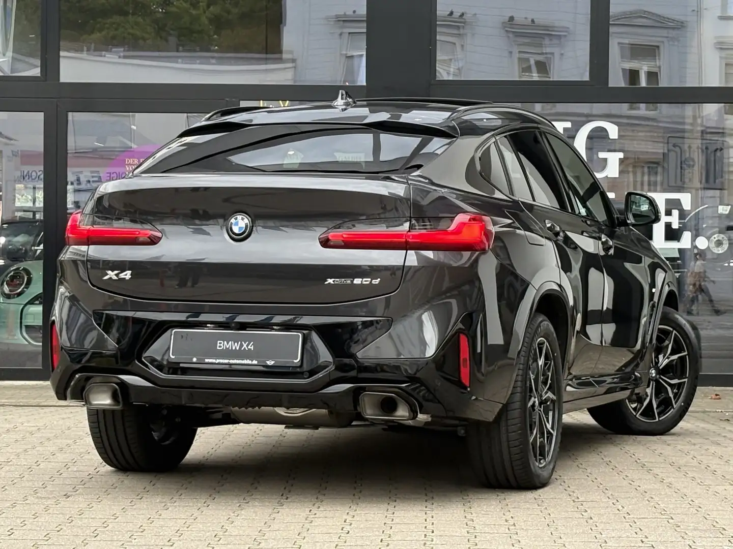 BMW X4 xDrive20d M Sport AHK HuD PANO DA PA ACC 19" Gris - 2