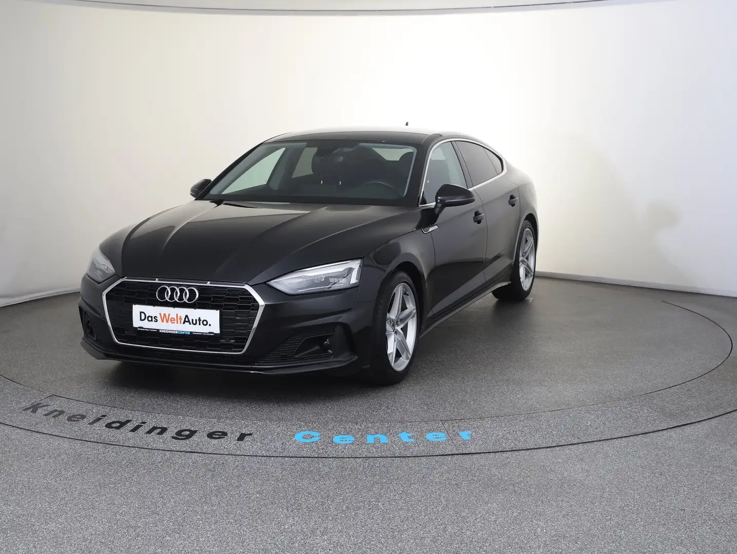 Audi A5 35 TFSI Schwarz - 2