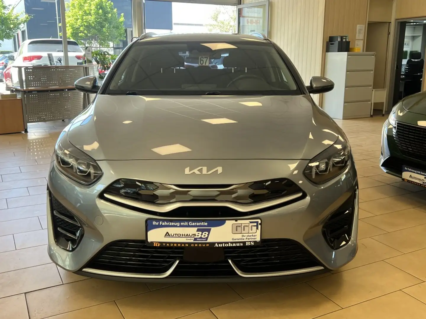 Kia Ceed / cee'd Plug-in*ACC*Navi*SHZ*DAB*R.Cam*LED*CarPlay Silber - 2