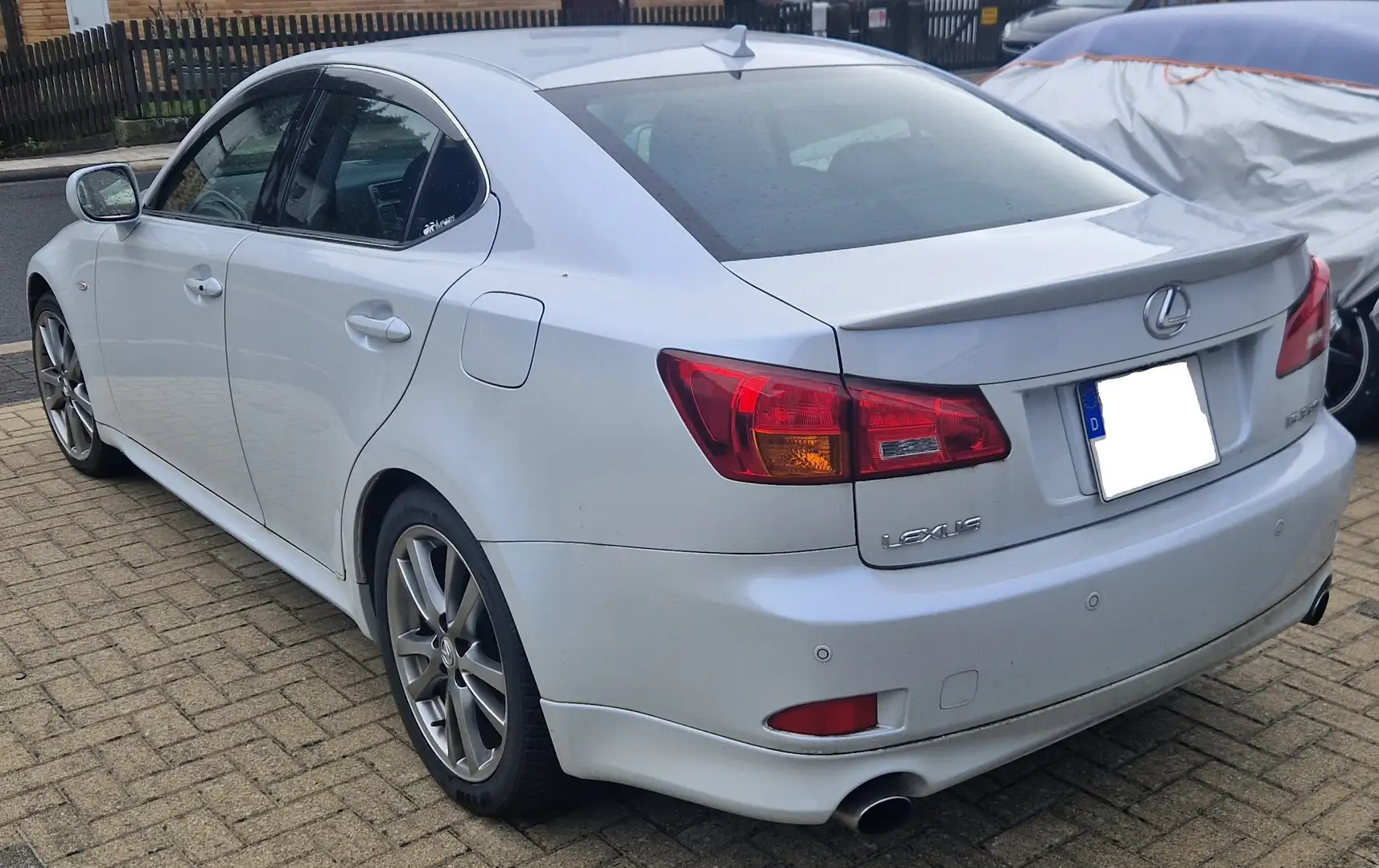 Lexus IS 350 Weiß - 1