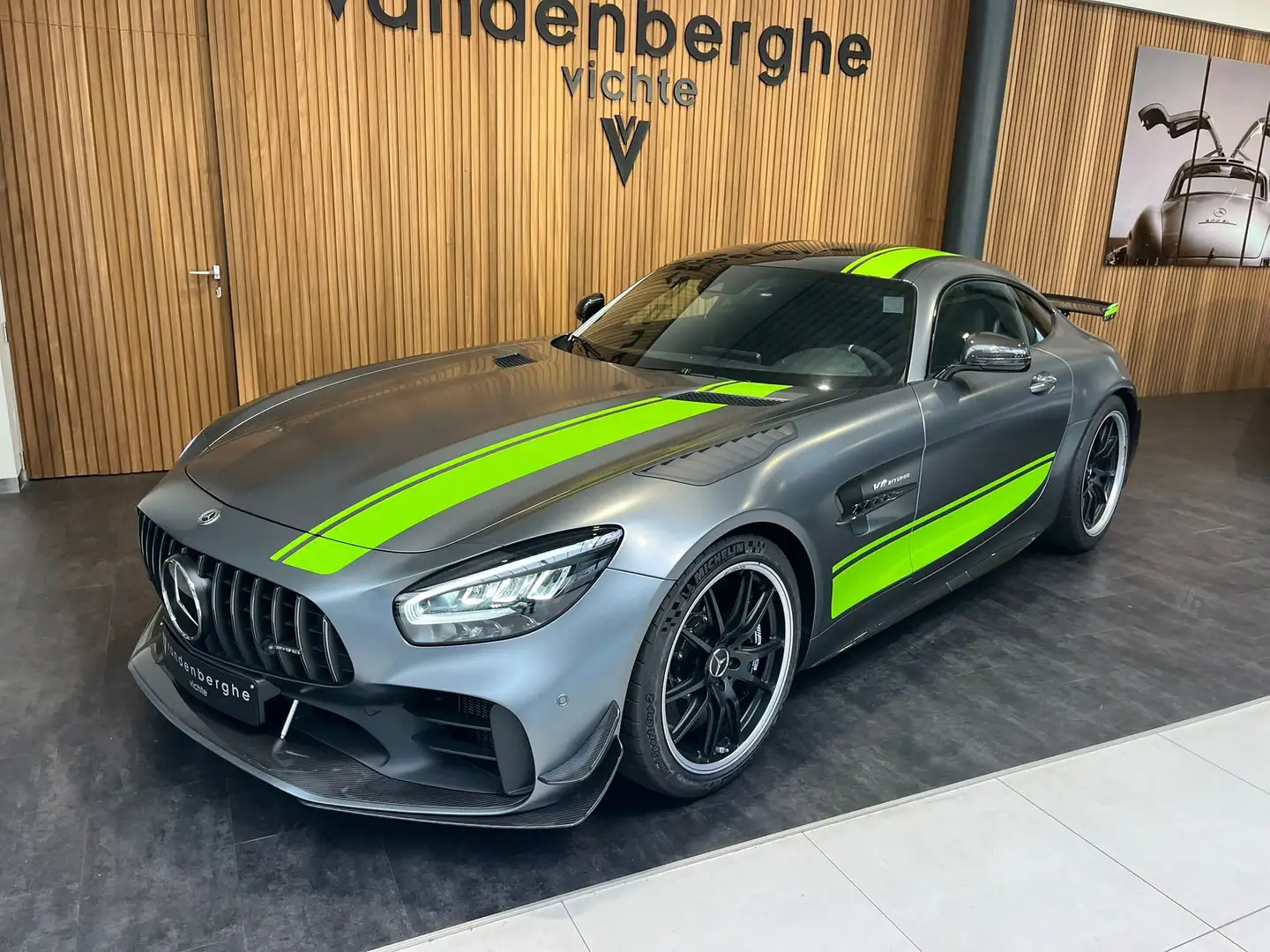 Mercedes-Benz AMG GT 4.0 V8 BiTurbo R Pro - 1 of the 750 worlwide!!! Grau - 1