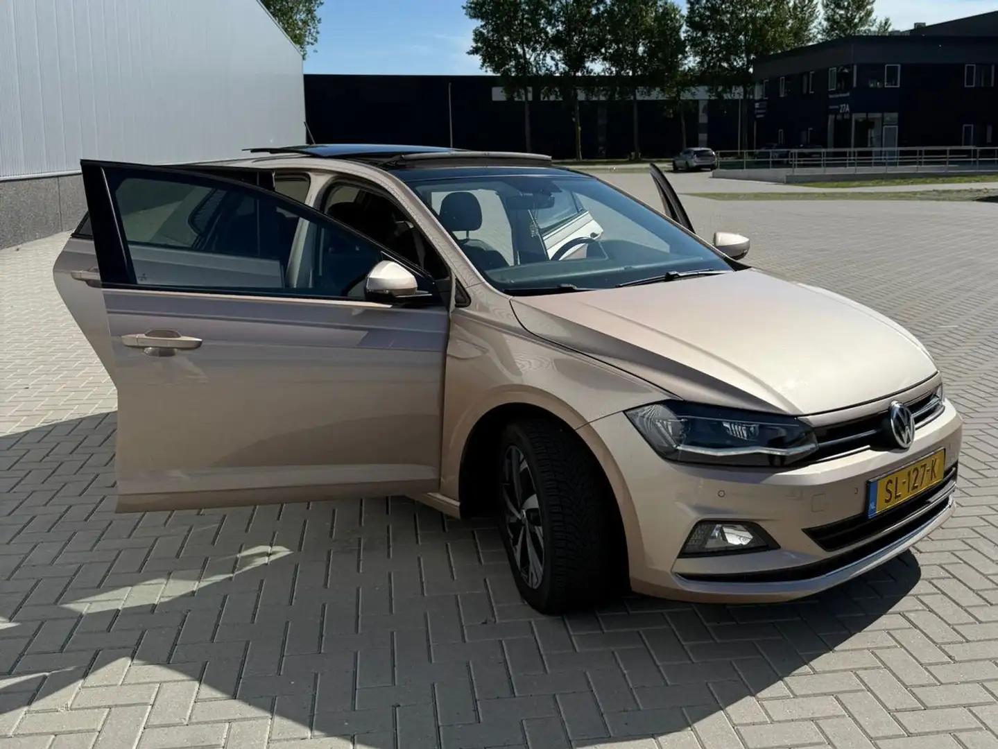 Volkswagen Polo 1.0 TSI DSG Highline narančasta - 1