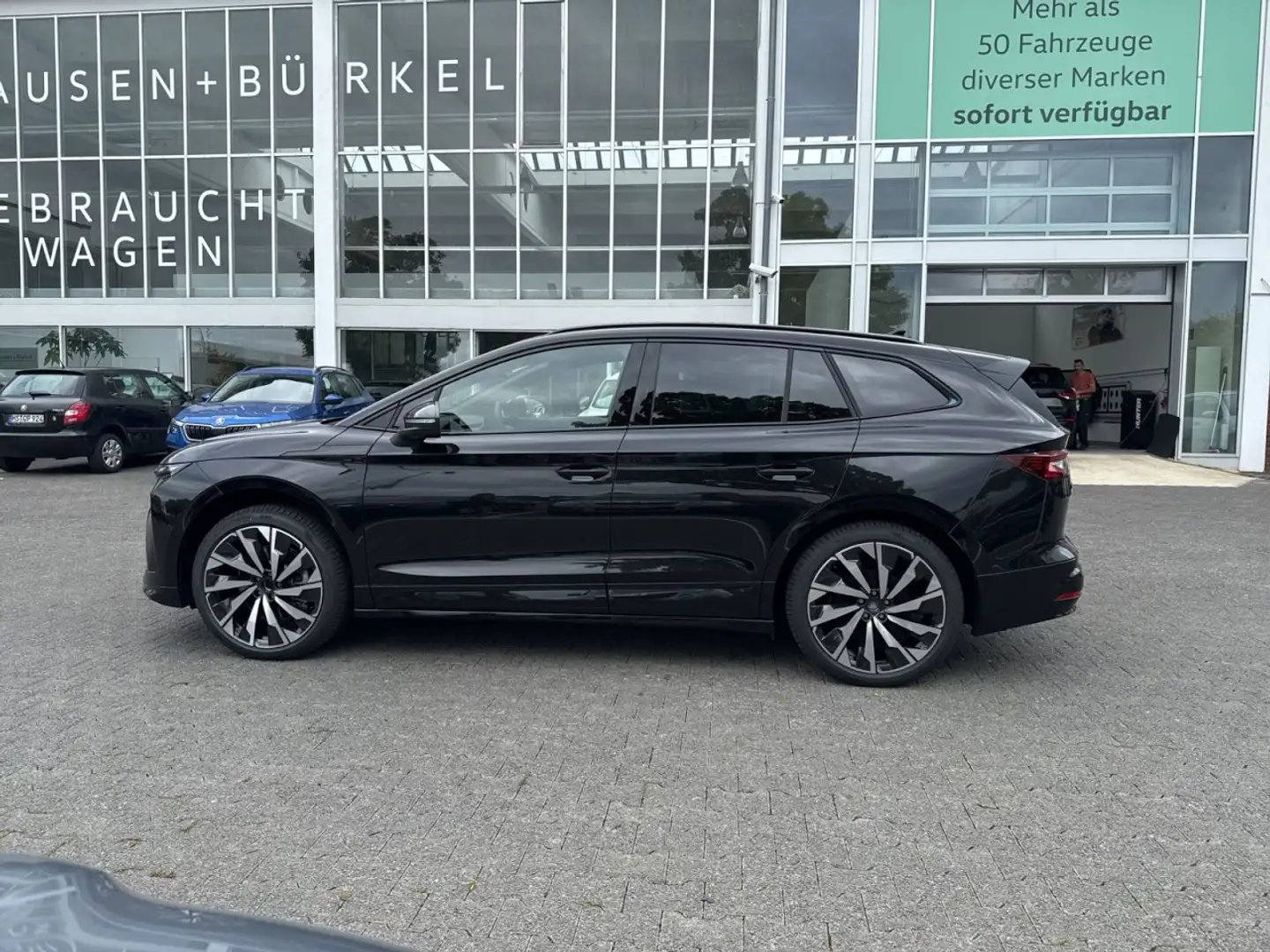 Skoda Enyaq 85 Sportline *AHK *Advanced Paket Klima Navi Noir - 2