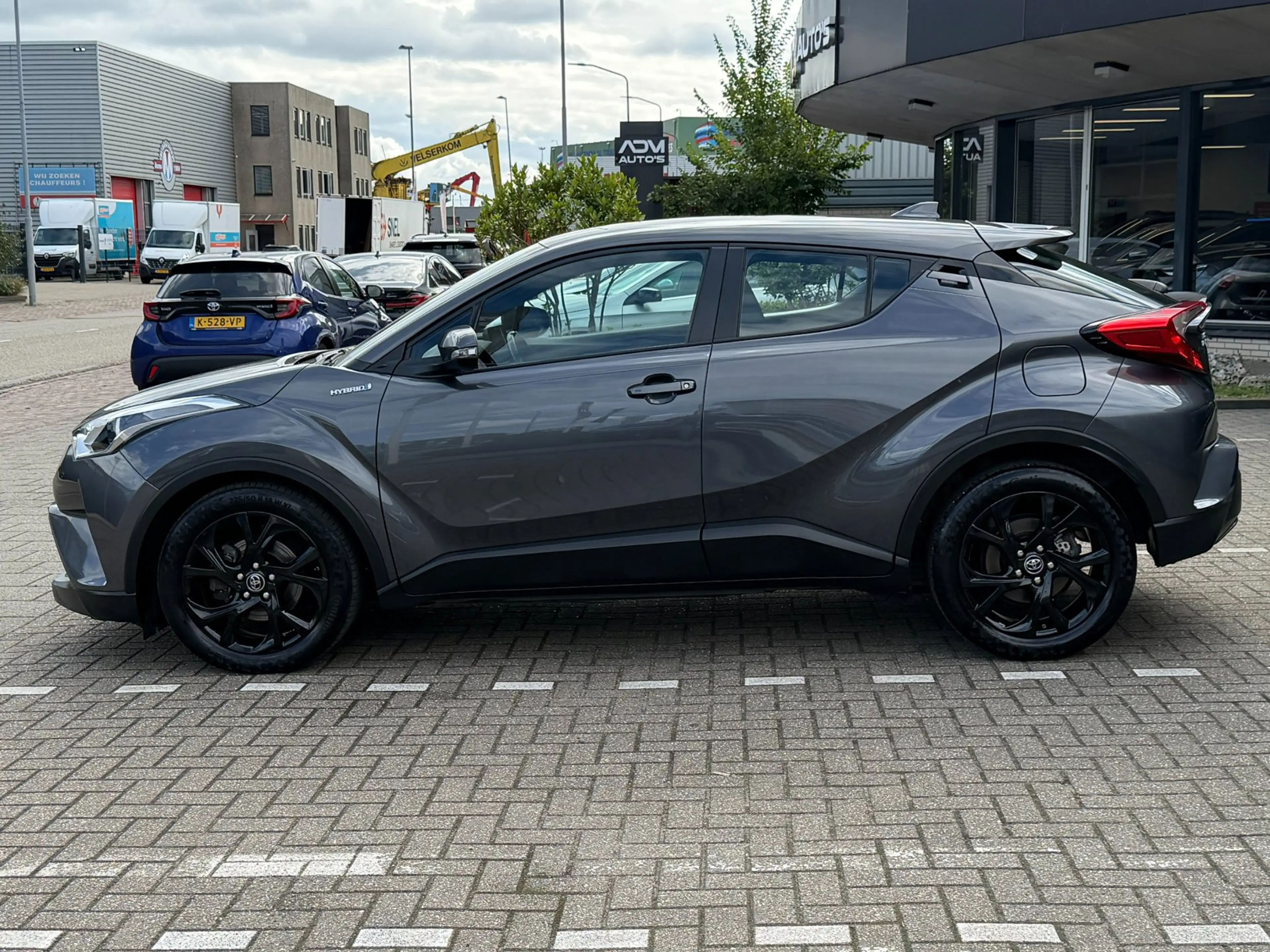Toyota C-HR 1.8 Hybrid Dynamic l ACC l — photo 3