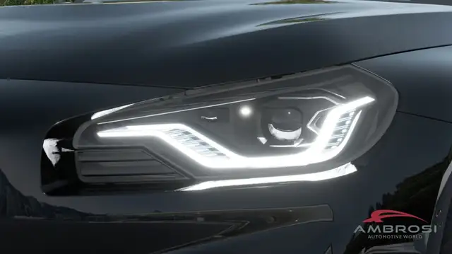 BMW M2 view 6