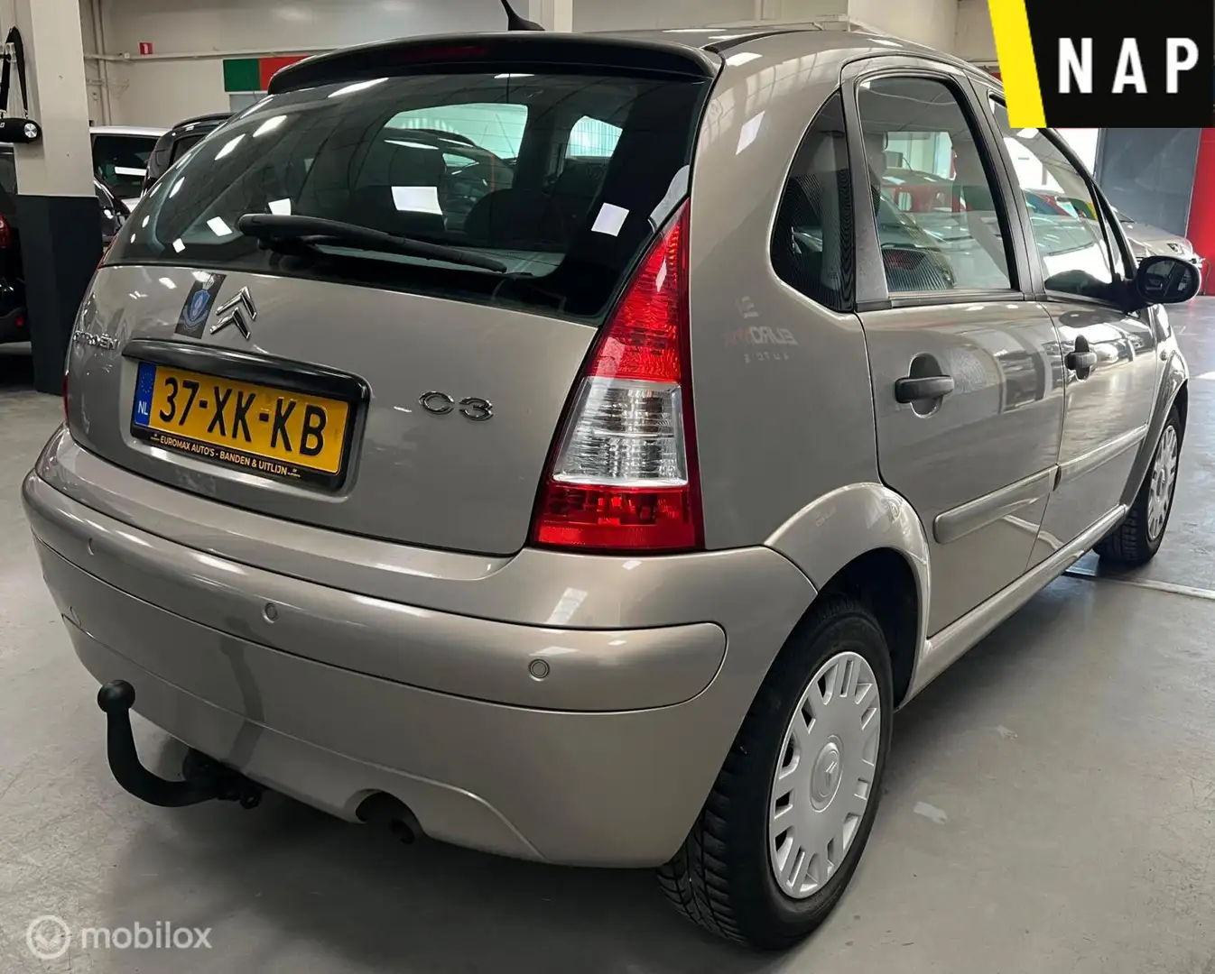 Citroen C3 1.4i Ambiance NAP - Trekhaak - Airco Beige - 2