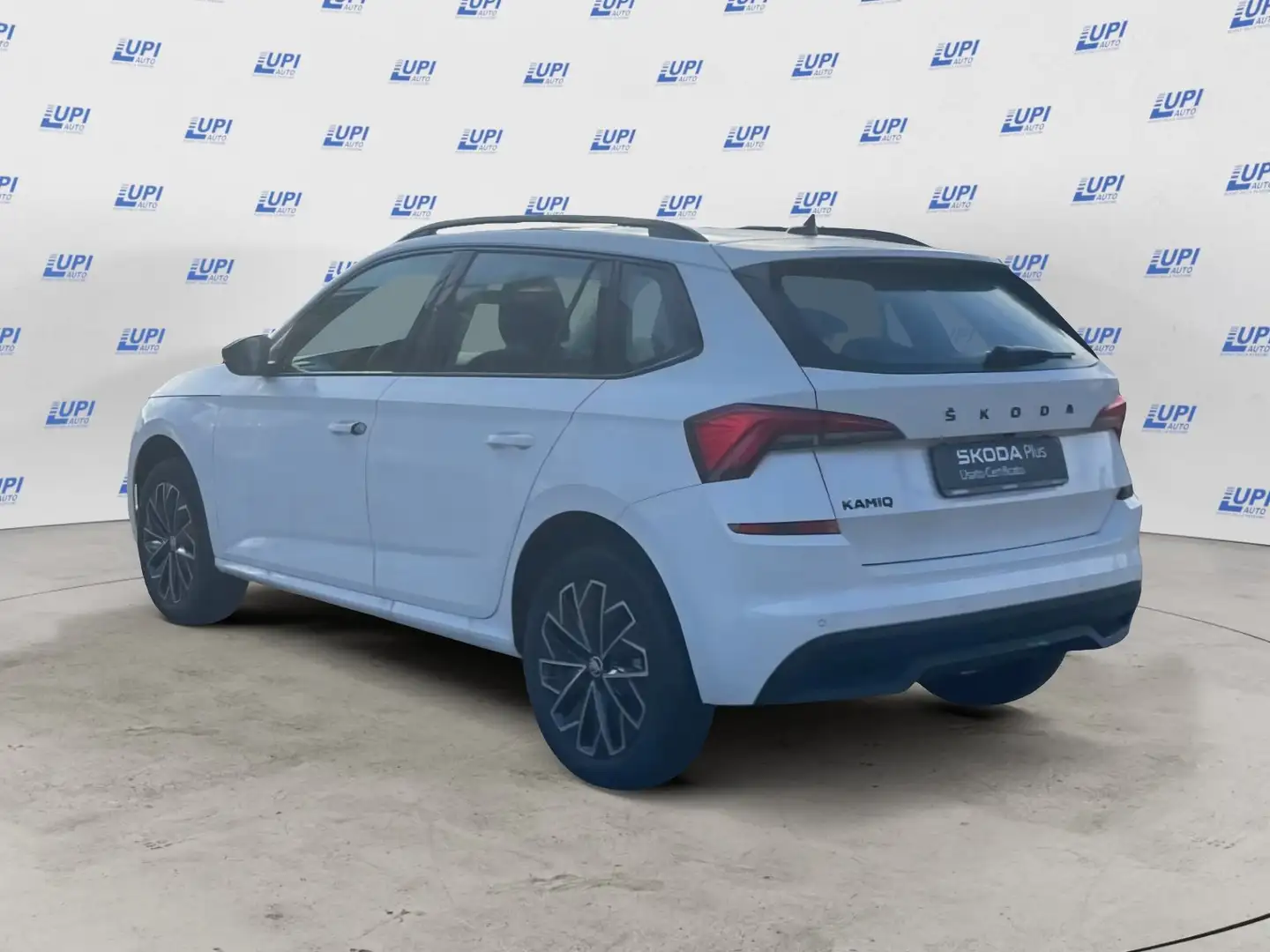 Skoda Kamiq 1.0 TSI 110 CV Black Dots Bianco - 2