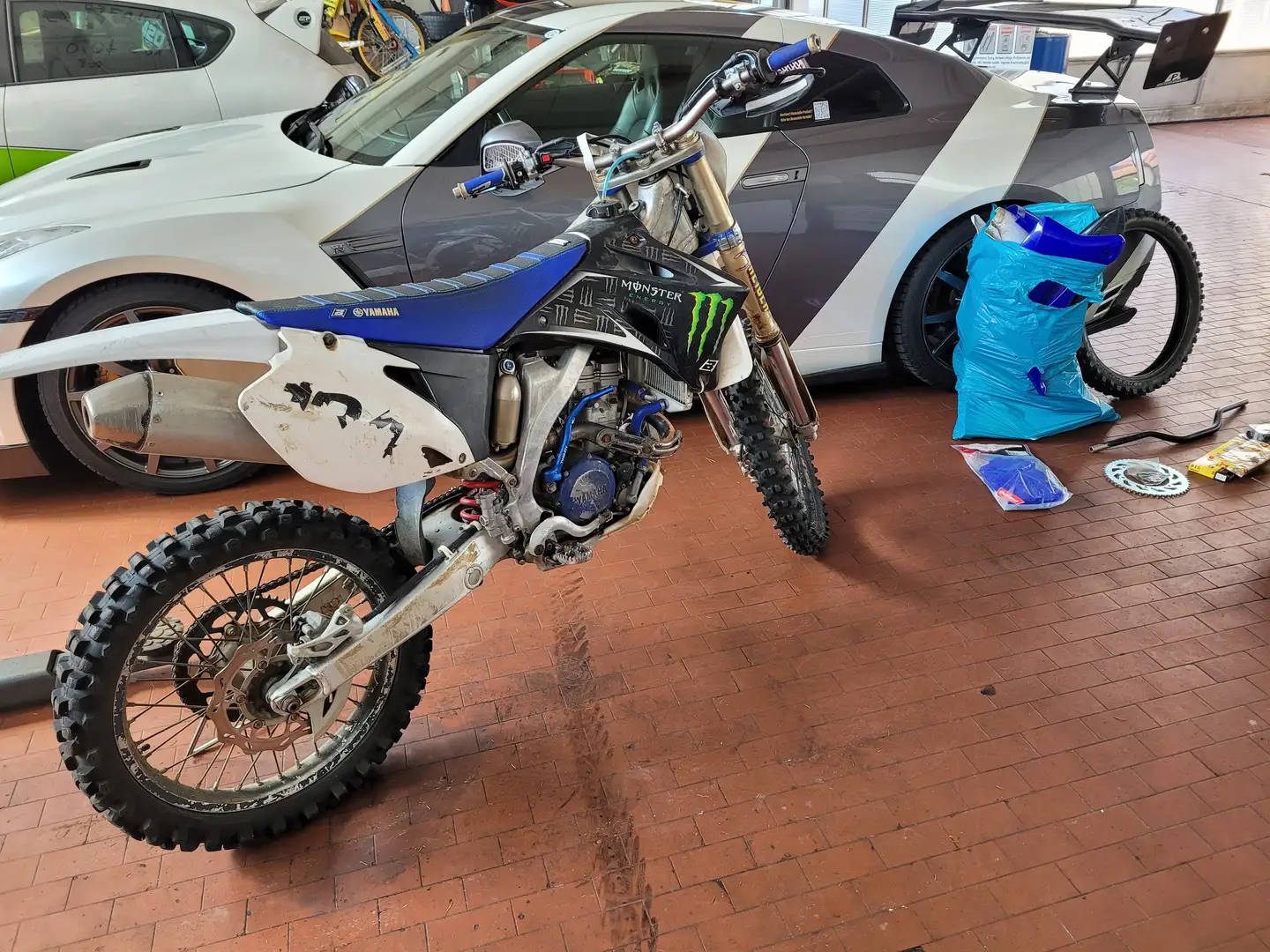 Yamaha YZ 250 YZ250F Modell 2010 Vollcross Niebieski - 1