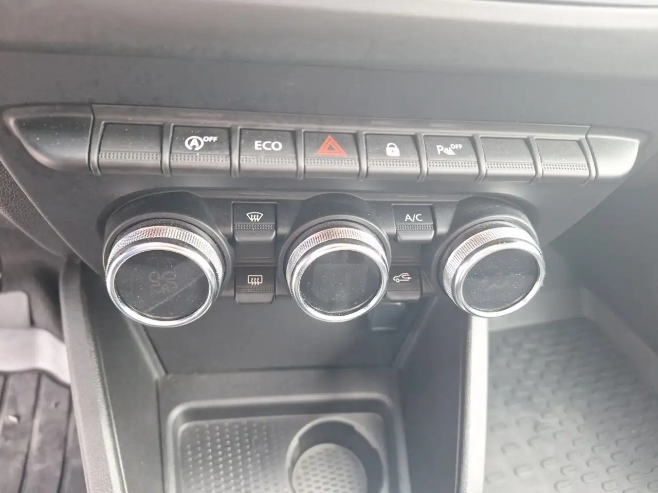 Dacia Duster Jubiläum TCe 130, миниатюра 17