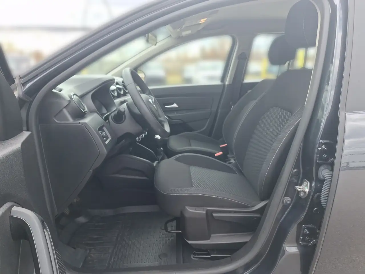Dacia Duster Jubiläum TCe 130, миниатюра 5