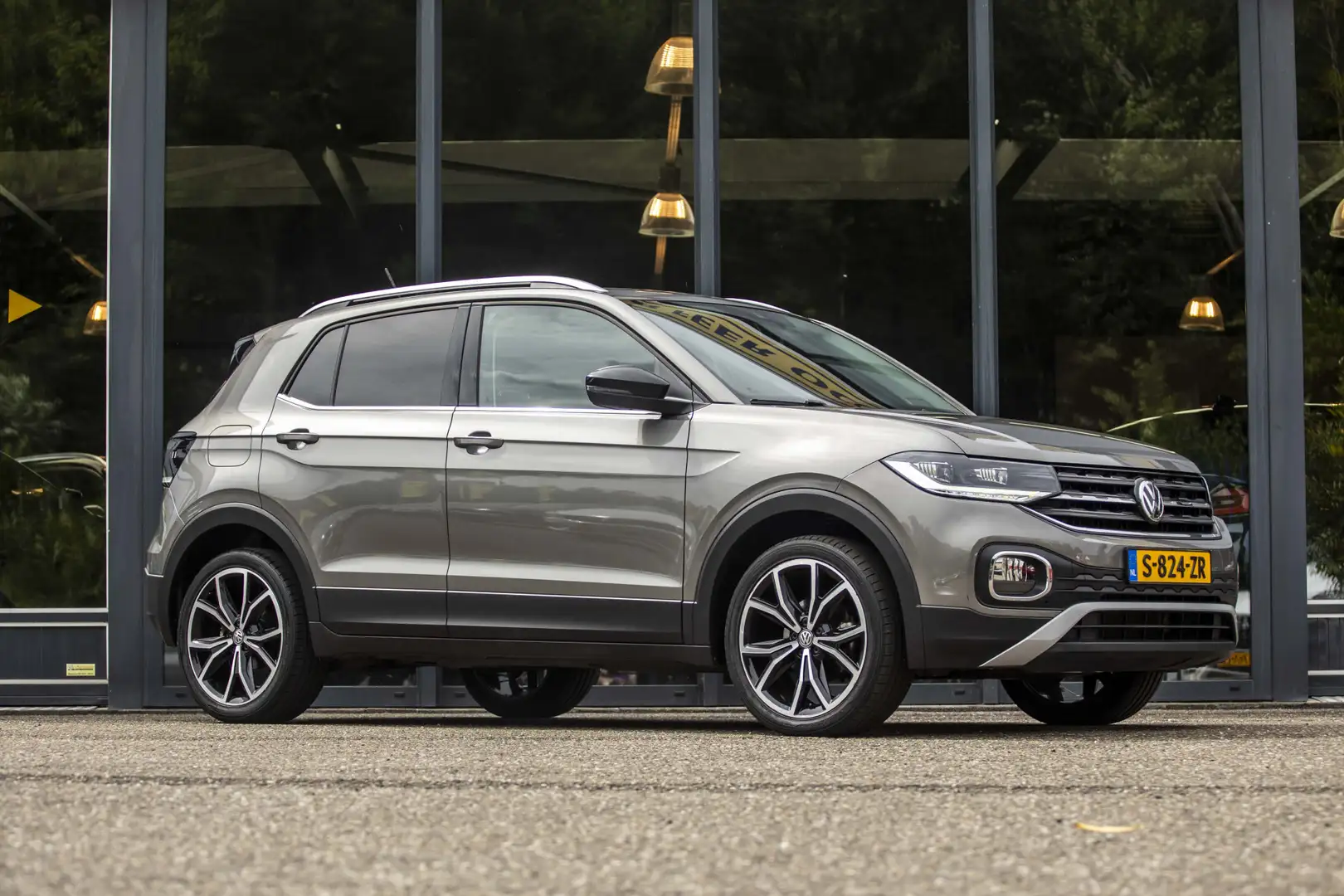 Volkswagen T-Cross 1.0 TSI Style Gris - 1