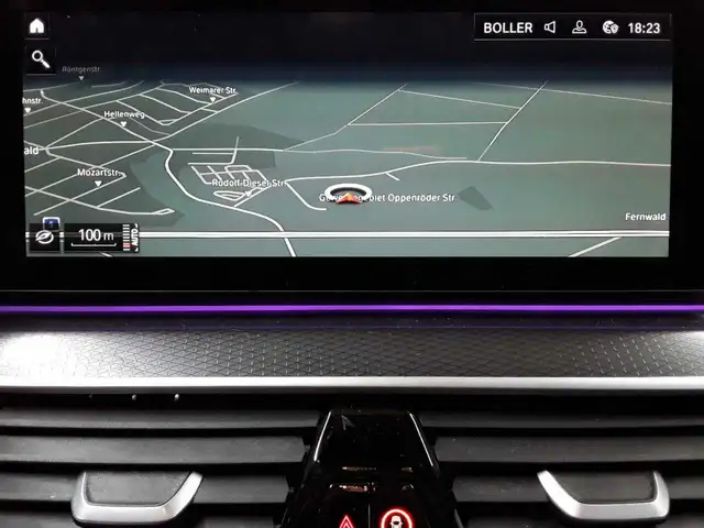 BMW 5 Series view 12