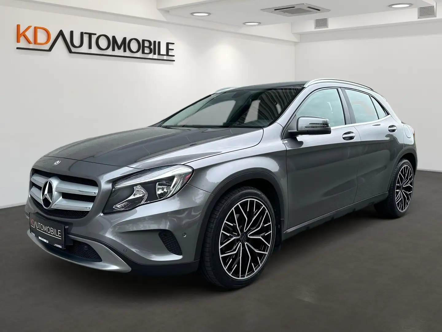 Mercedes-Benz GLA 200 CDI Aut., Grau - 1