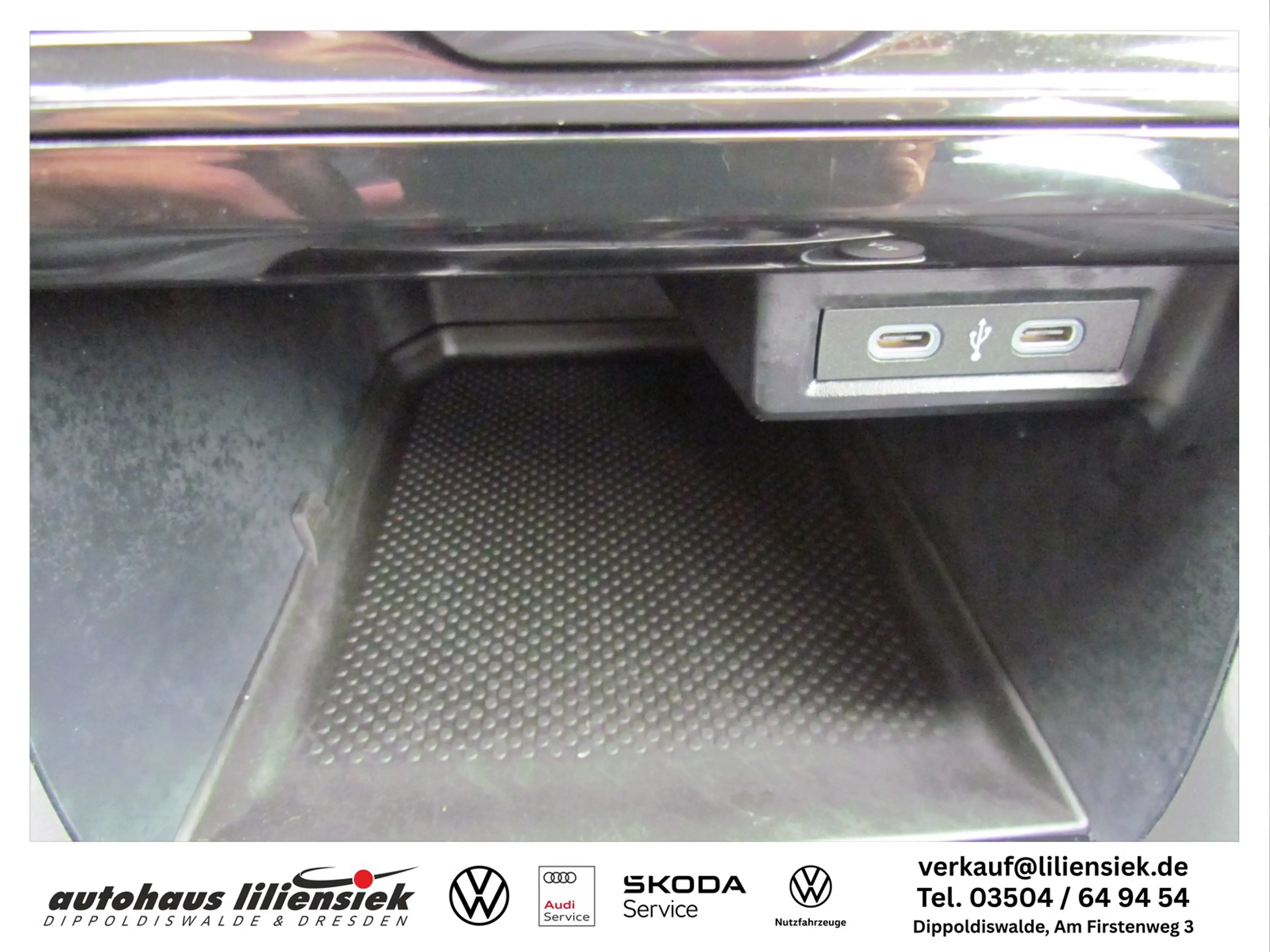 Volkswagen T-Cross 1.0 TSI Style ACC/LED/NAVI/DAB — photo 22