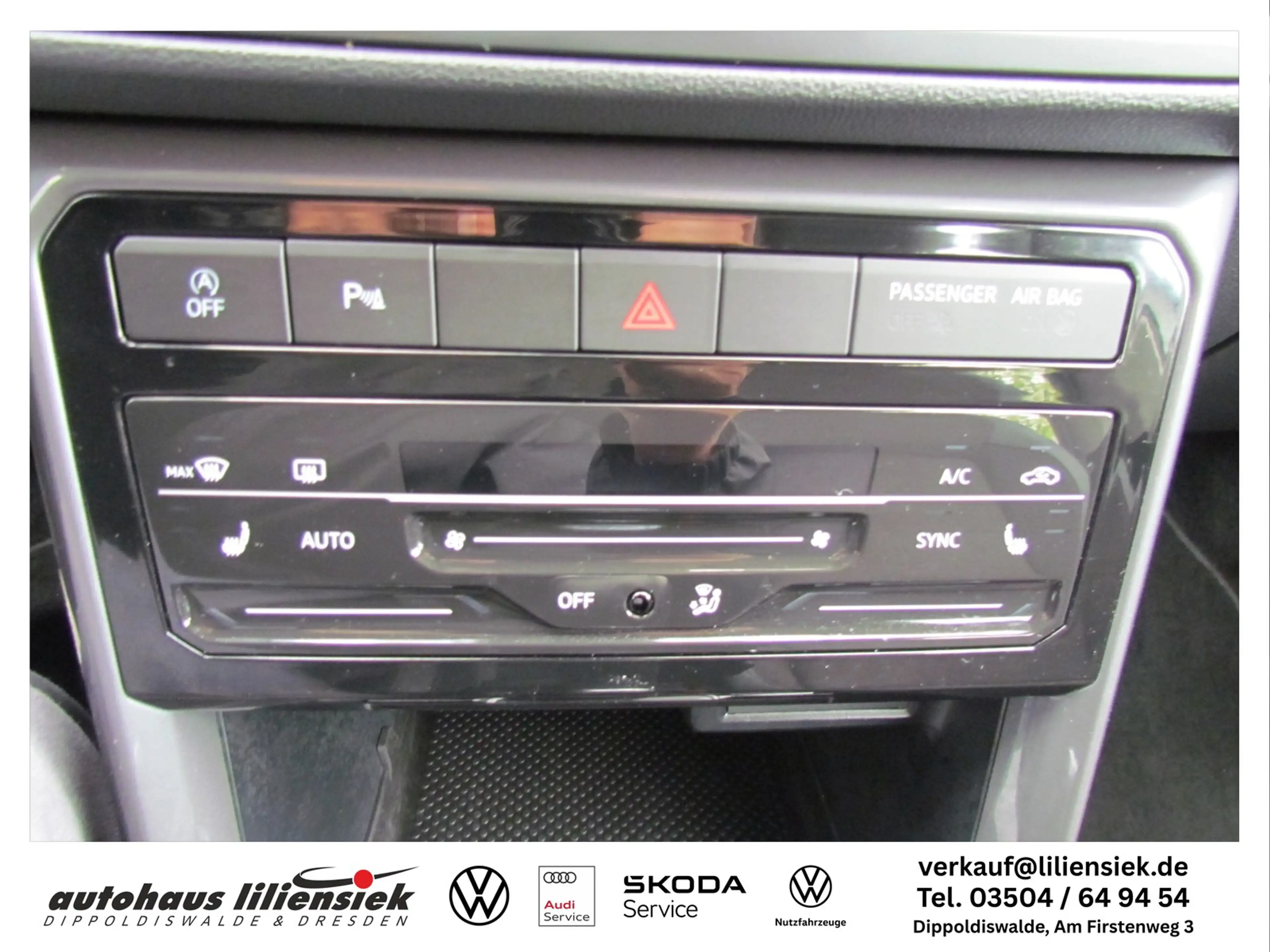 Volkswagen T-Cross 1.0 TSI Style ACC/LED/NAVI/DAB — photo 21