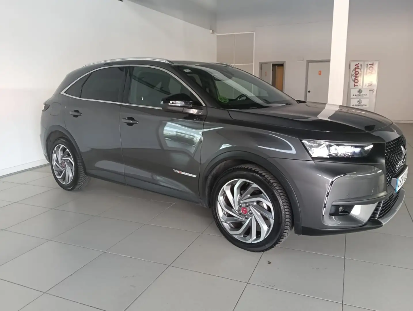 DS Automobiles DS 7 Crossback 1.6 PT. Grand Chic Aut. 180 Noir - 2