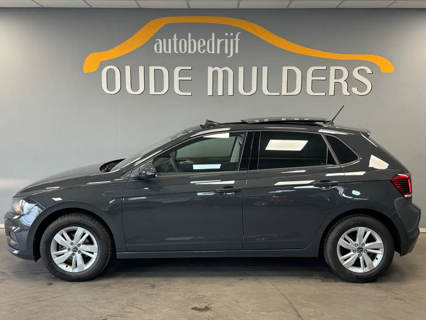 Volkswagen Polo 1.0 Panoramadak/Stoelverwarming/Camera Gris - 2