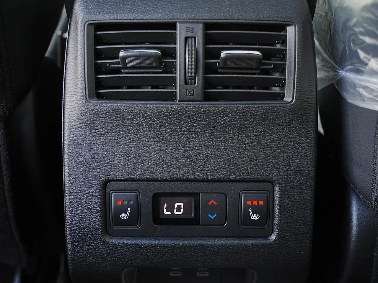 Mitsubishi Outlander снимка Mitsubishi Outlander