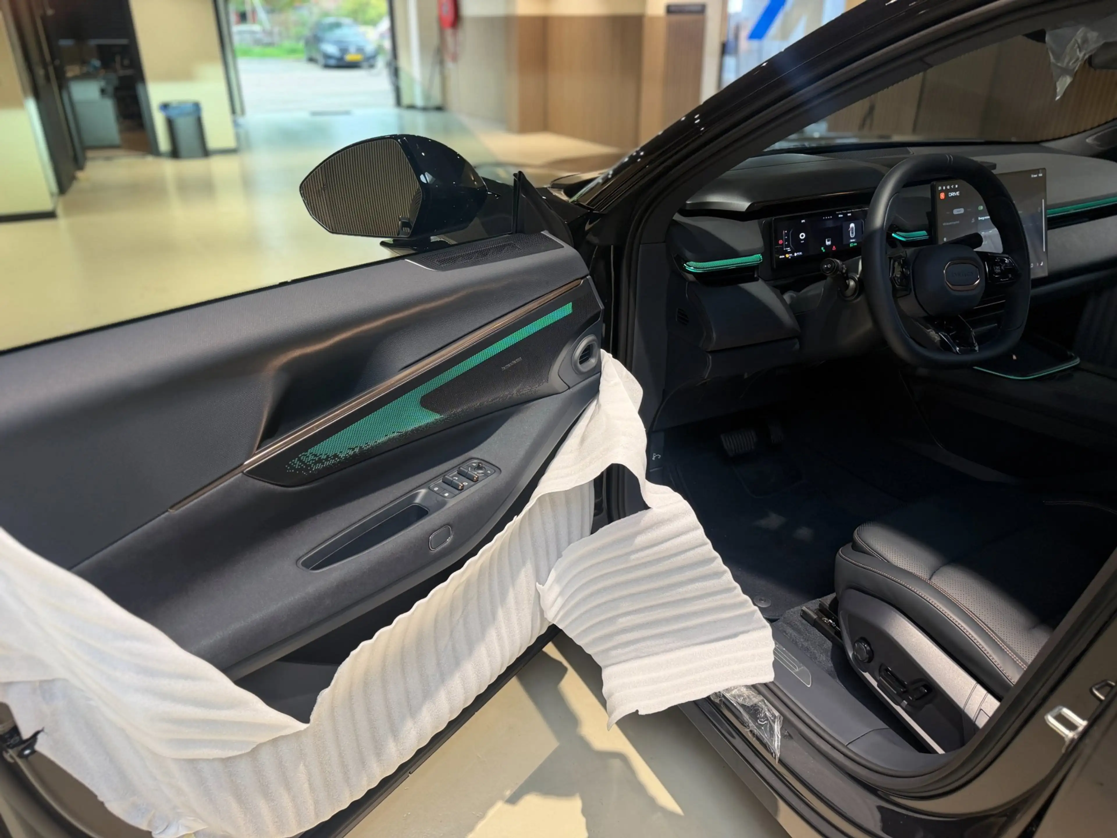 Lynk & Co 08 1.5 More|H&K|360|Pano|Stoel massage Verwarming en — photo 16