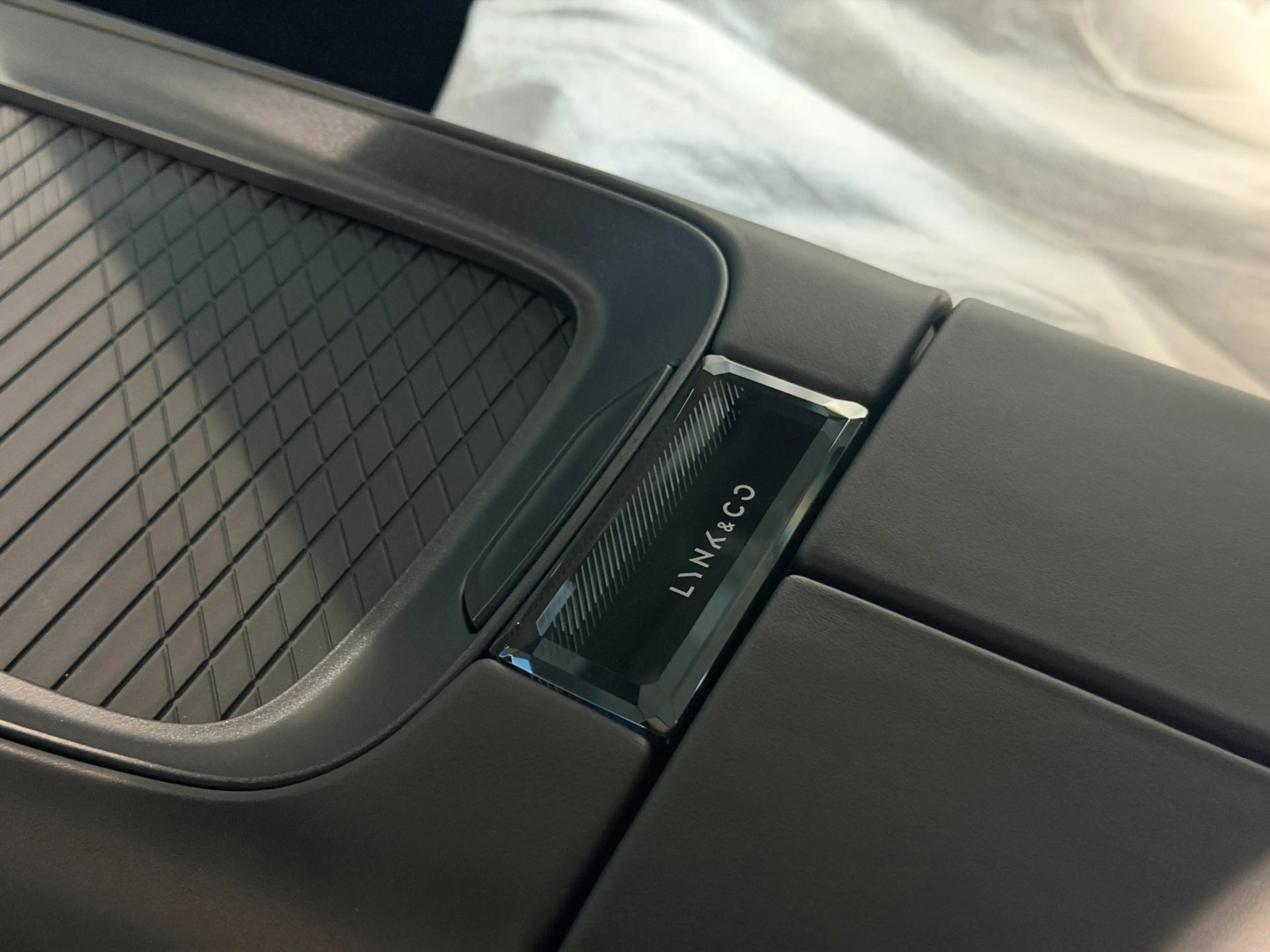 Lynk & Co 08 1.5 More|H&K|360|Pano|Stoel massage Verwarming en — photo 23