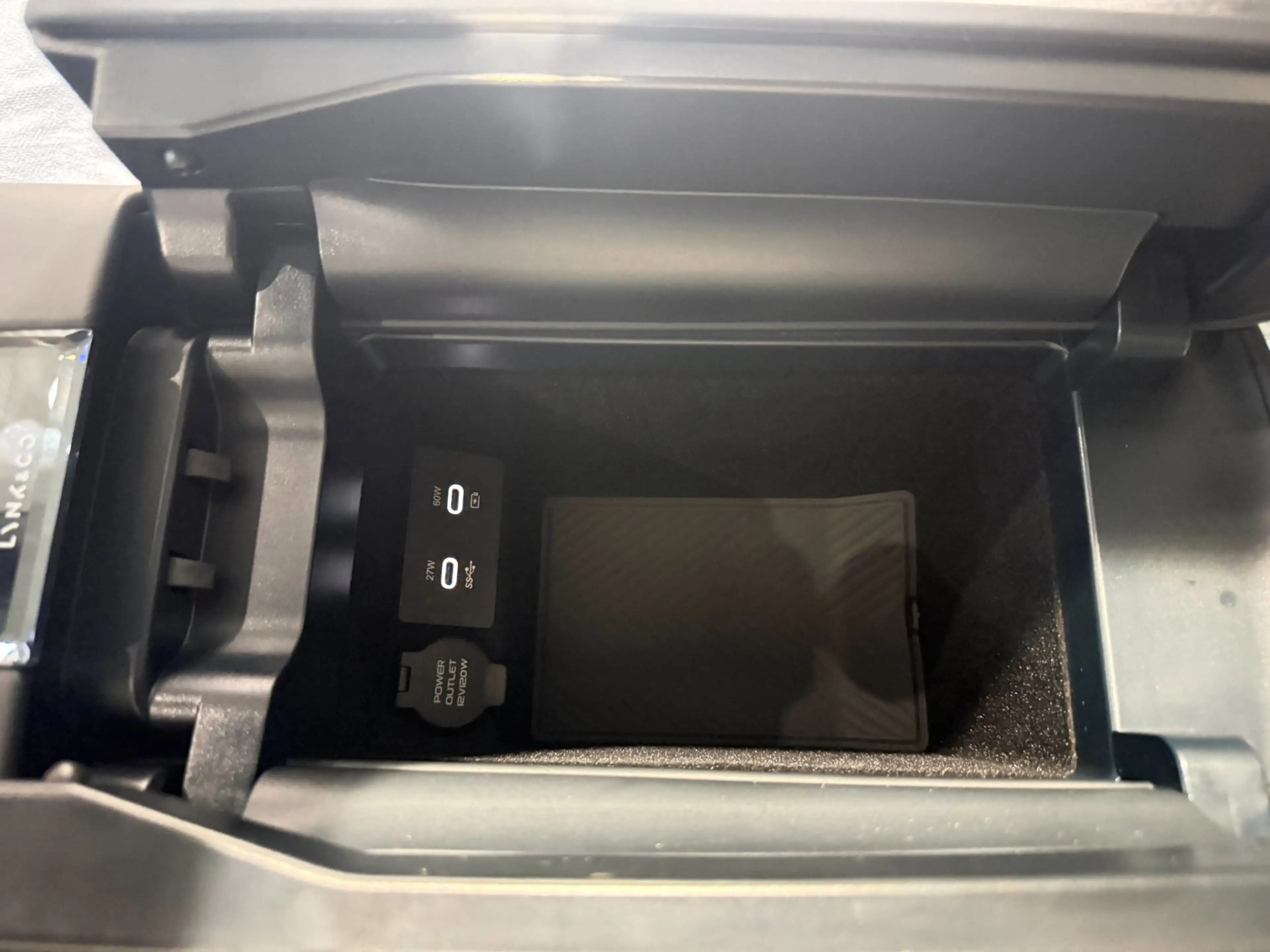 Lynk & Co 08 1.5 More|H&K|360|Pano|Stoel massage Verwarming en — photo 27