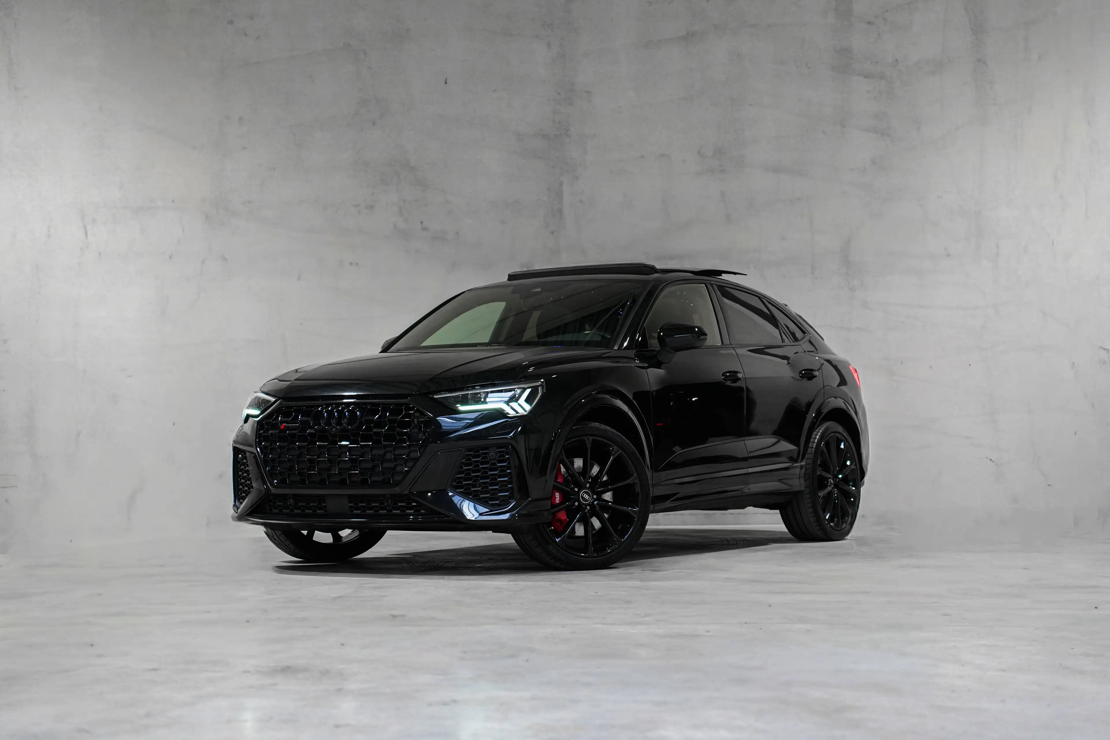 Audi RS Q3 ✖ SPORTBACK | BRAND NEW CONDITION | SOUNDSYSTEM SONOS | TOIT PANORAMIQUE | LED | CIEL ETOILE ✔