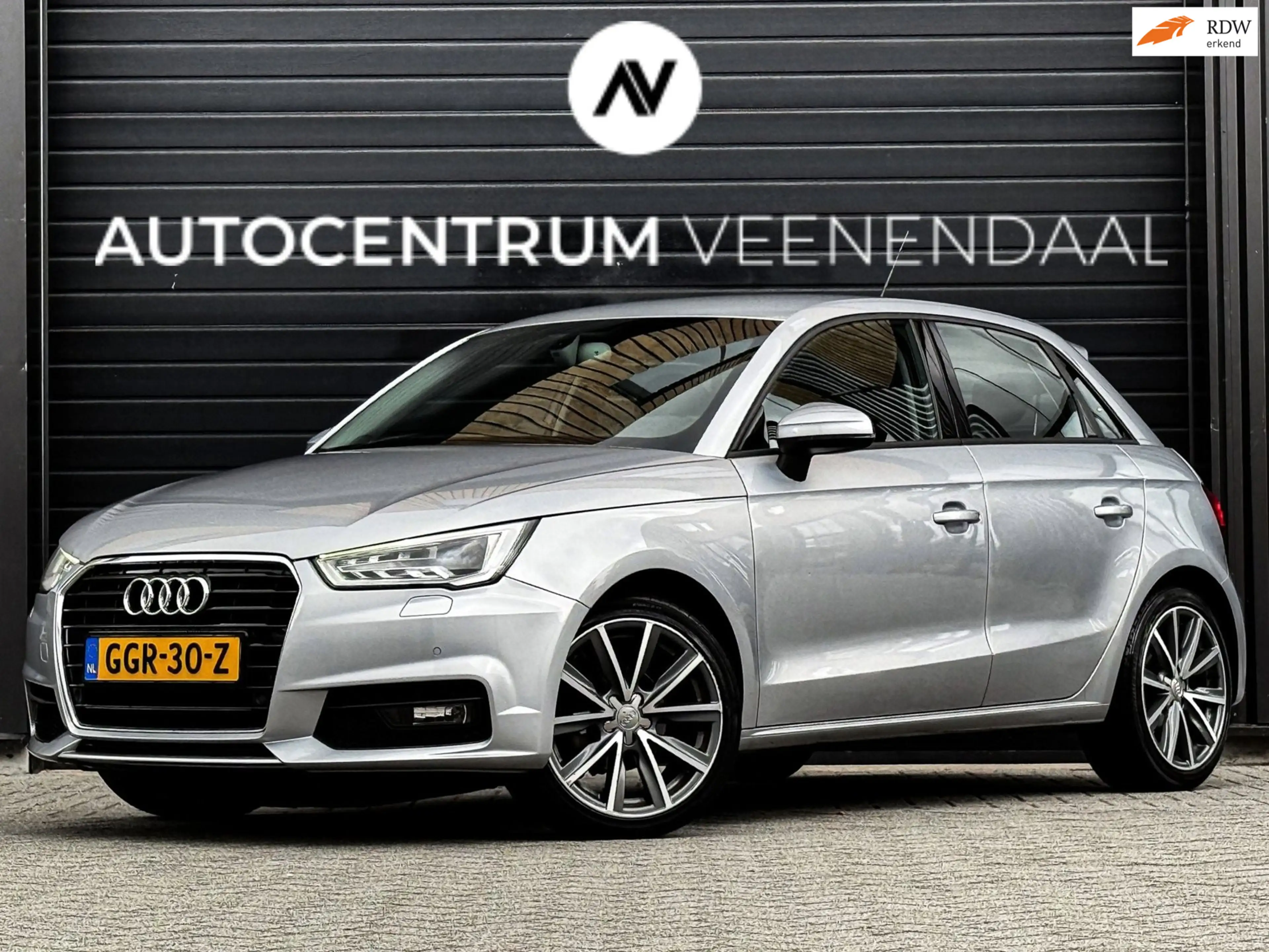 Audi A1 Sportback 1.0 TFSI S-Line 95 PK Automaat KEYLESS/L