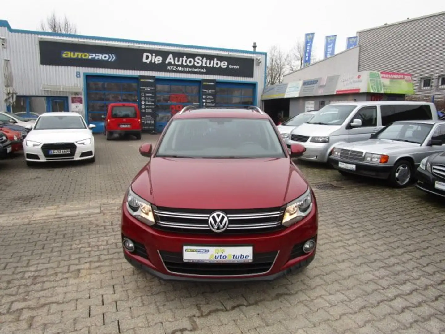 Volkswagen Tiguan Cup Sport NAVI-ALU-ABS-ESP-Met.-CD-Klimatronic! Rouge - 1