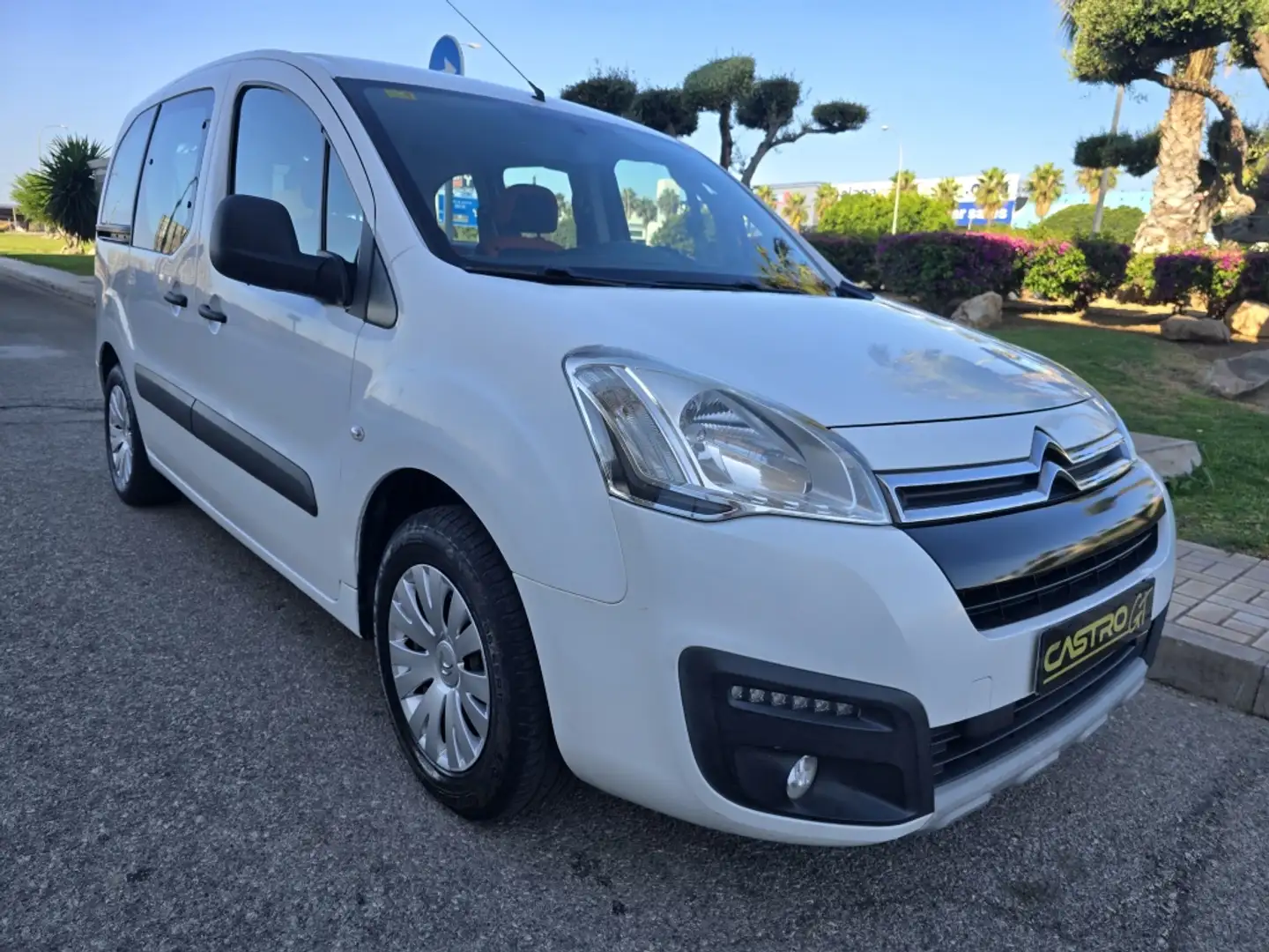Citroen Berlingo B. Multispace 1.6BlueHDi 20 Aniversario 1 Blanco - 1