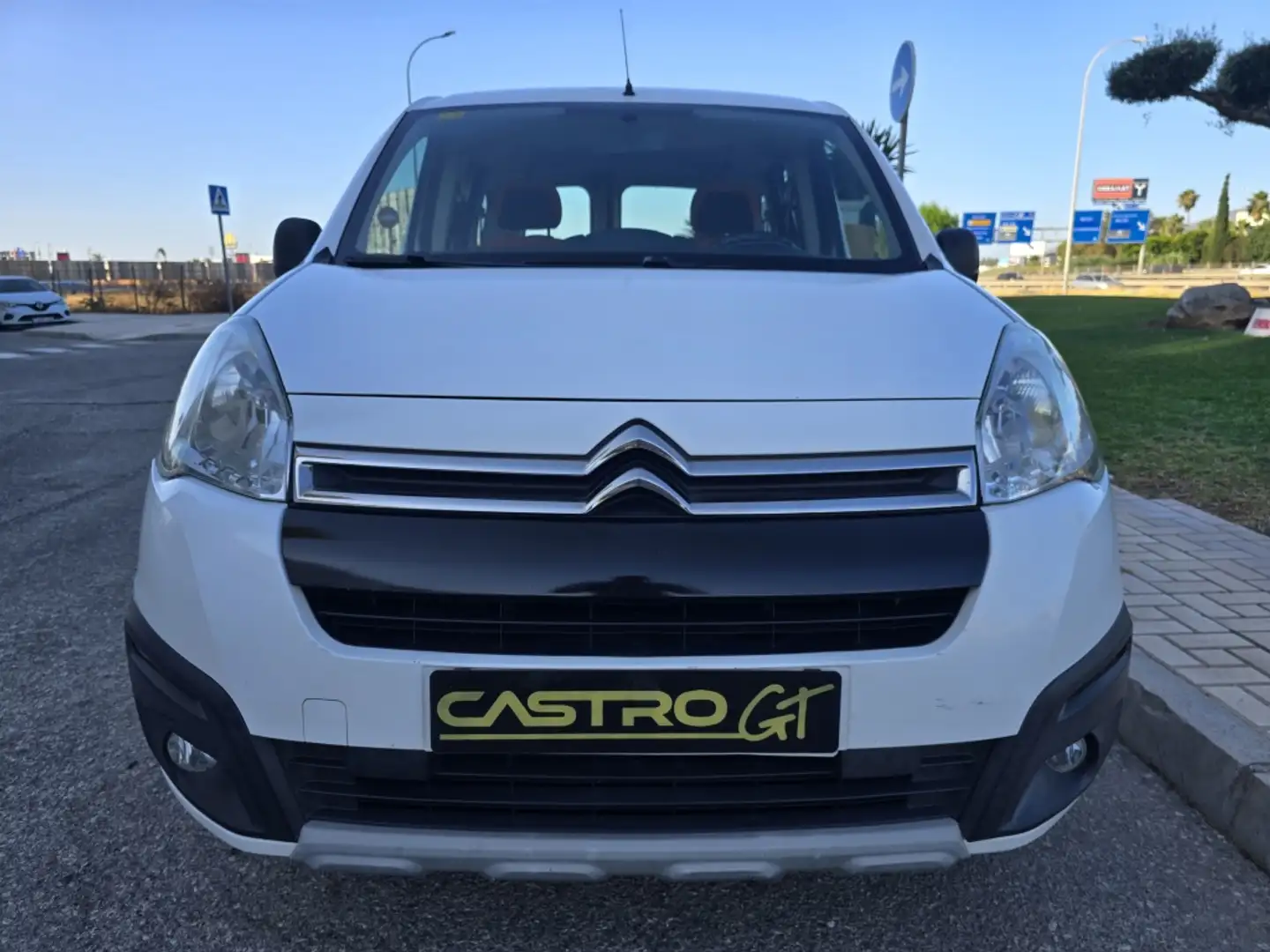 Citroen Berlingo B. Multispace 1.6BlueHDi 20 Aniversario 1 Blanco - 2