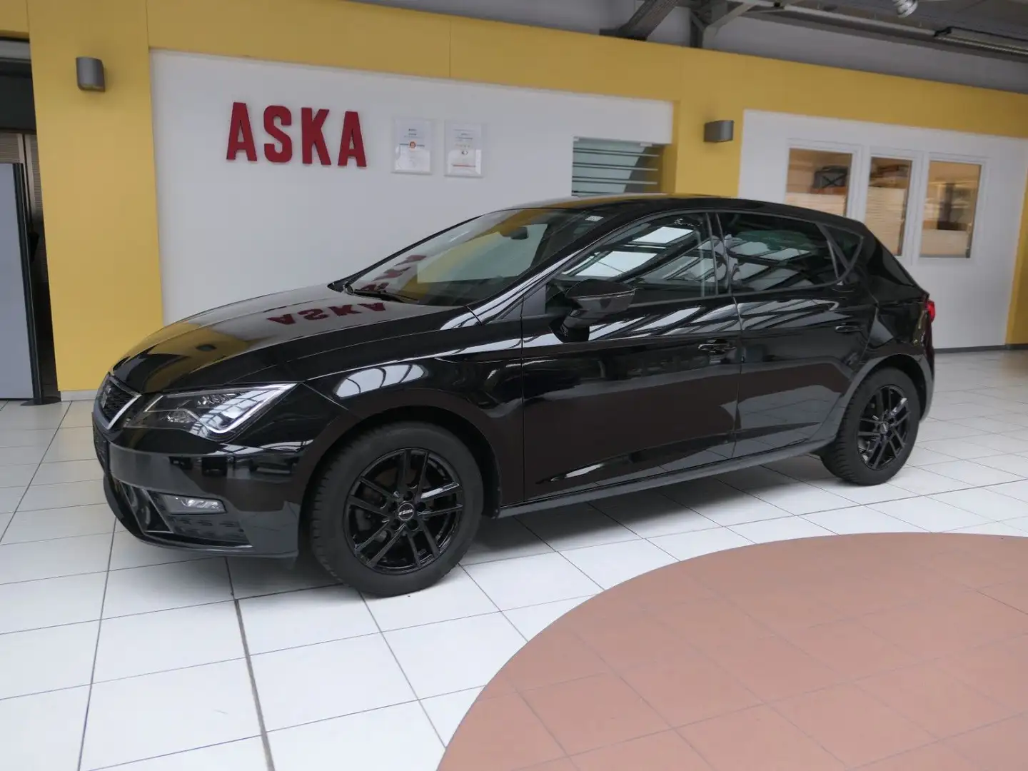 SEAT Leon Navi*PDC*LM*DAB*GRA*Sportlenkrad Noir - 2