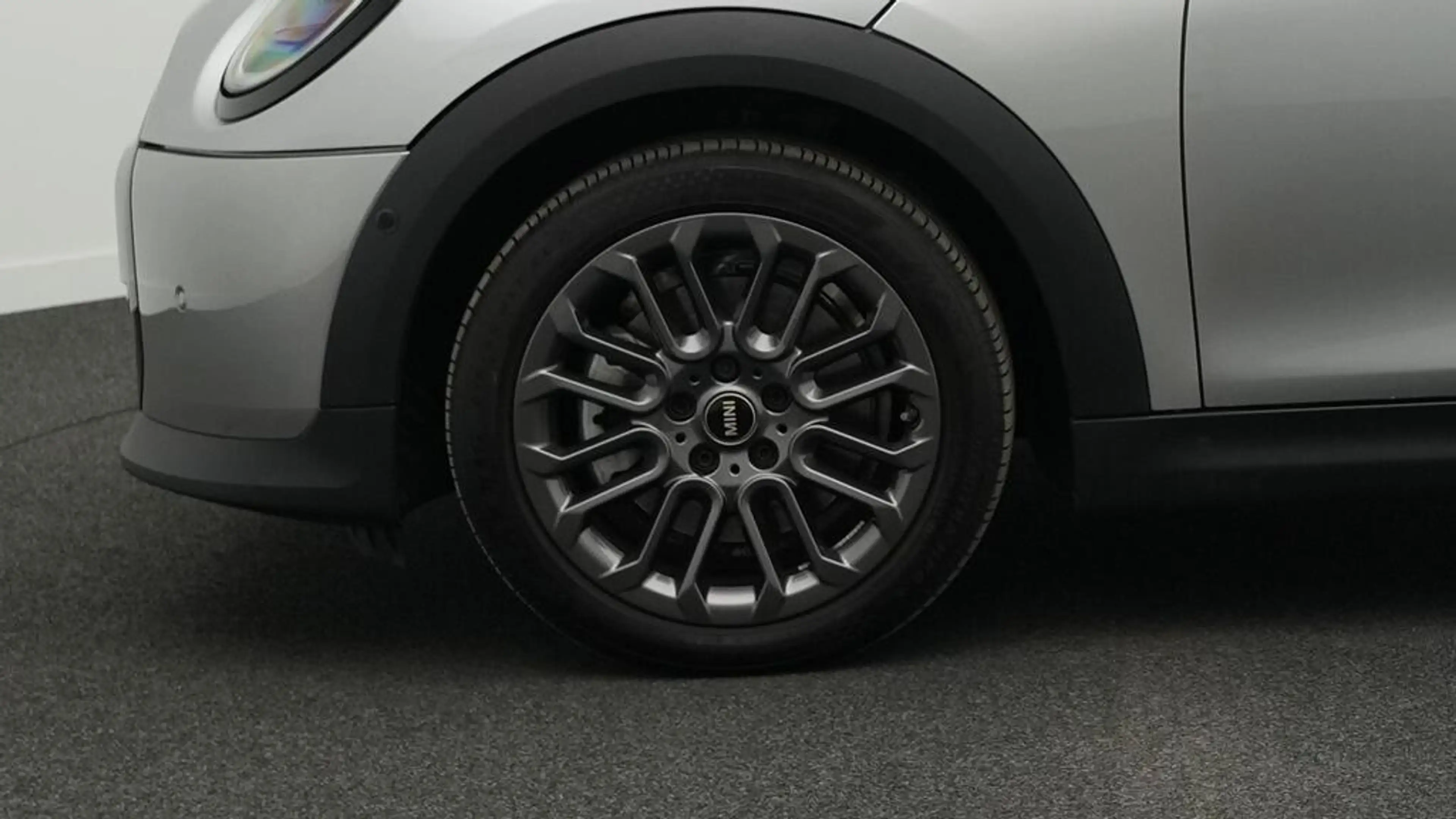 MINI Cooper C Cabrio Classic Trim — photo 13