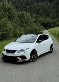 Cupra 2,0 TSI DSG *Klappenausp/Navi/Pano/Rückfahrk