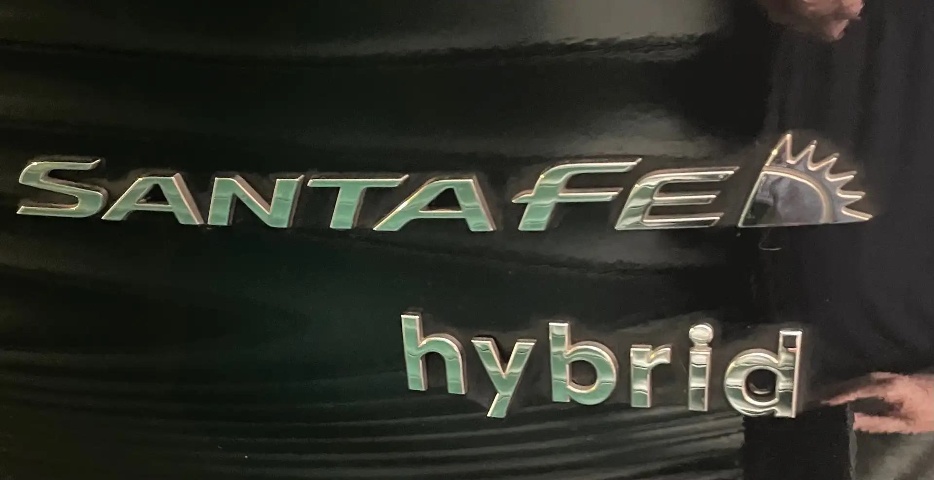 Hyundai SANTA FE 1.6 HEV 4WD Trend Černá - 1
