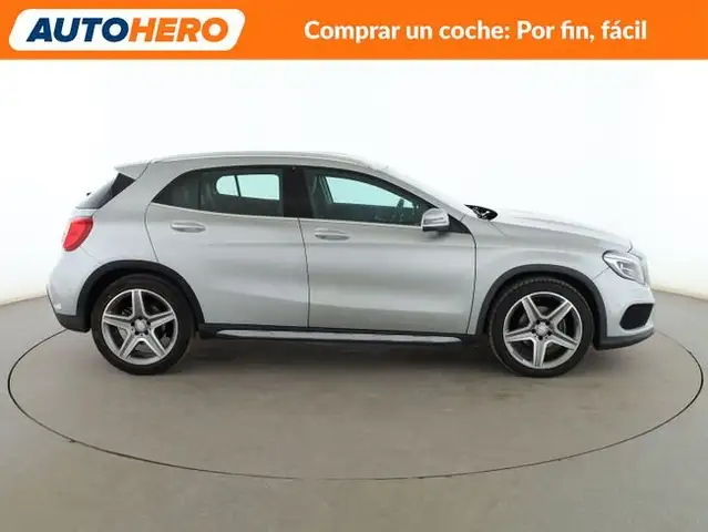 Mercedes-Benz Gla view 7