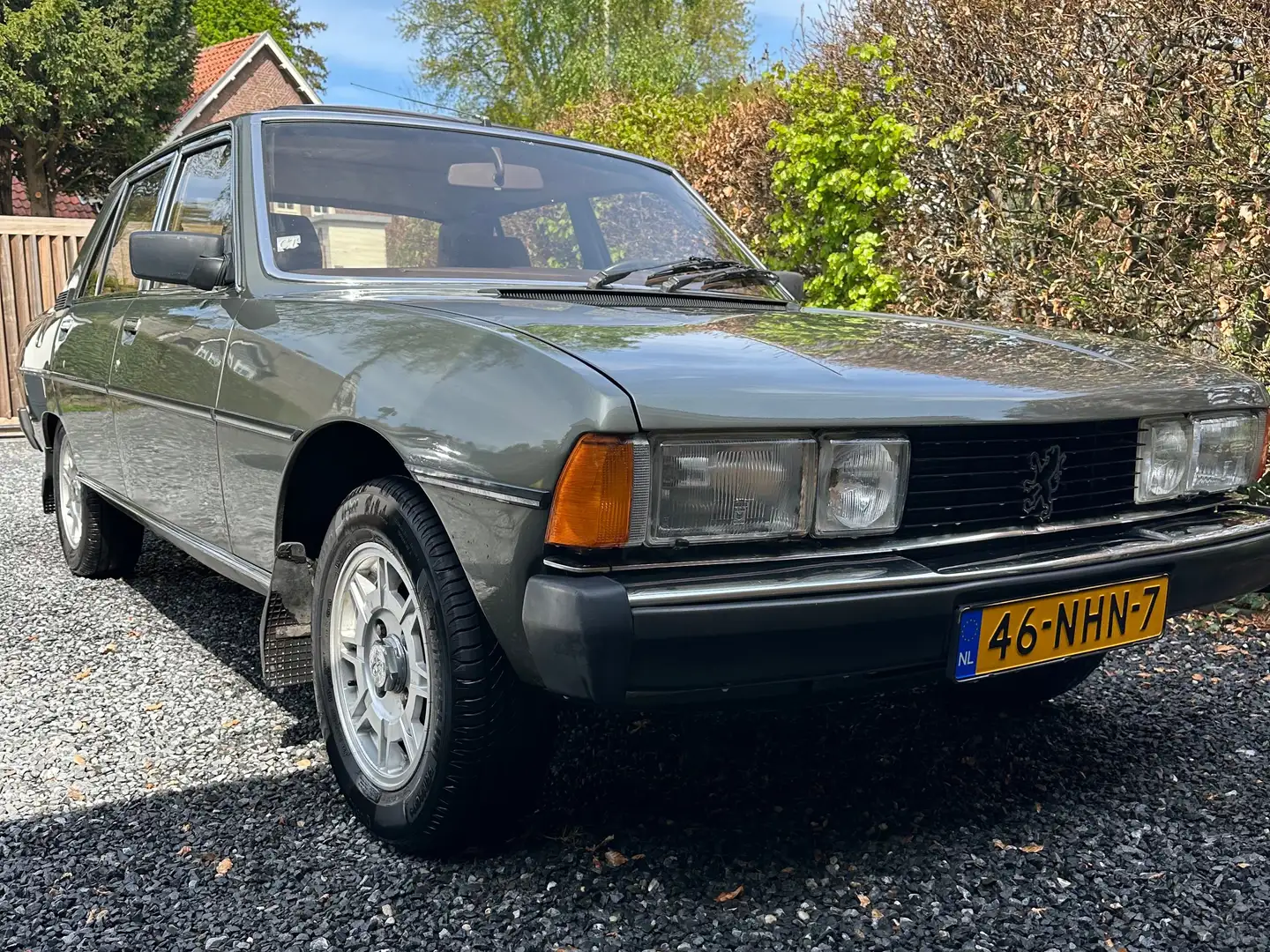 Peugeot 604 604 2.8 STI Vert - 1