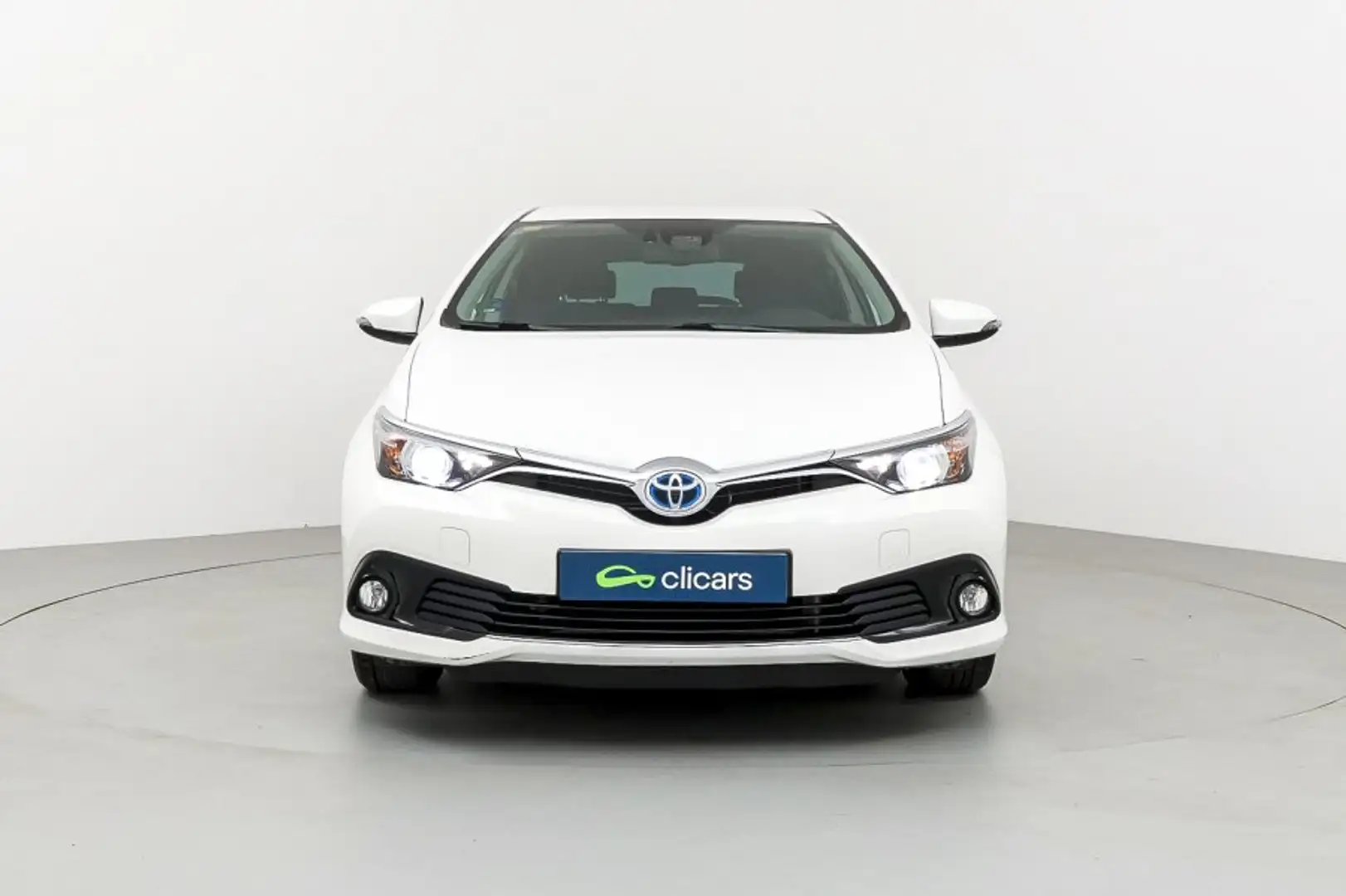 Toyota Auris hybrid 140H Active Blanco - 2
