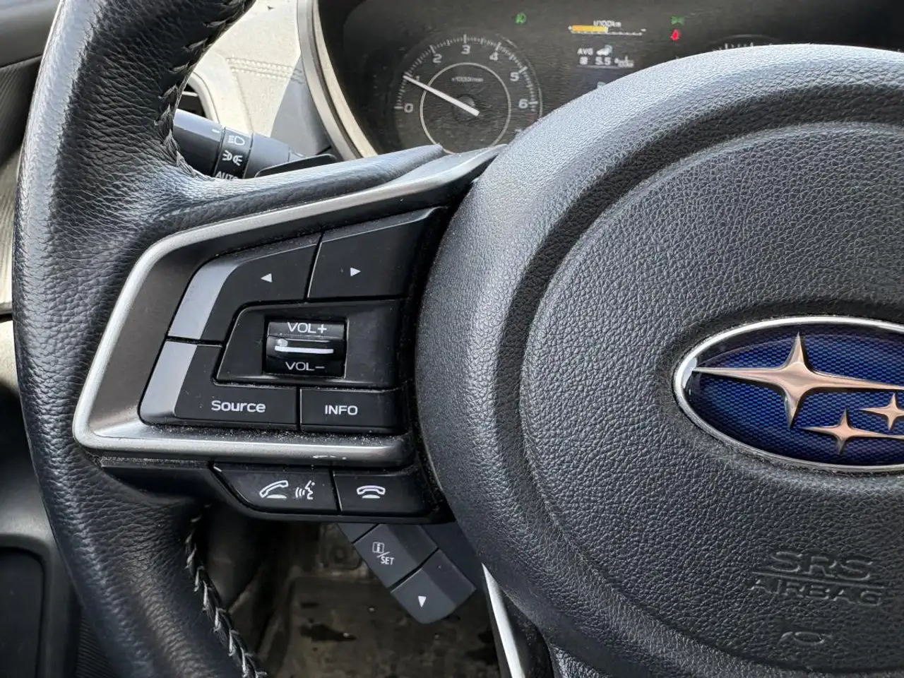 Subaru Impreza снимка Subaru Impreza